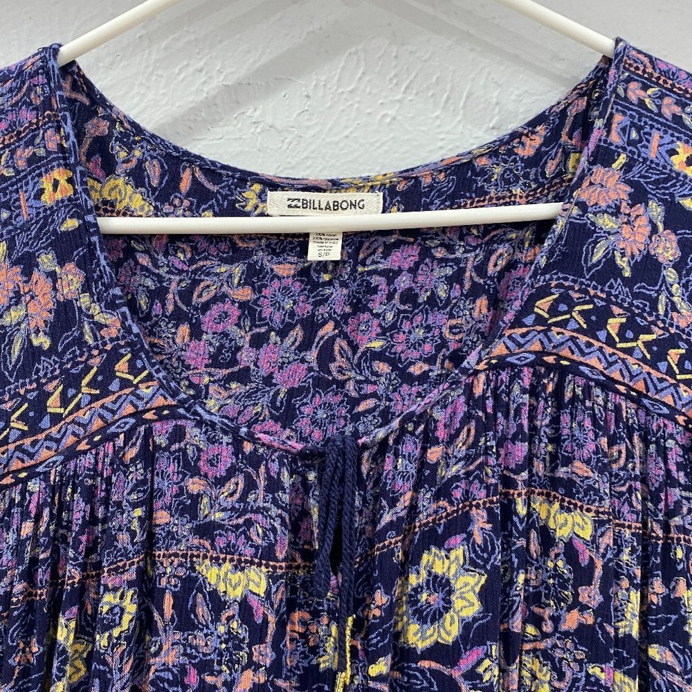 Billabong Take Me Away Dress, women's size small, 3/4 sleeve print dress.EUC - Picture 5 of 10